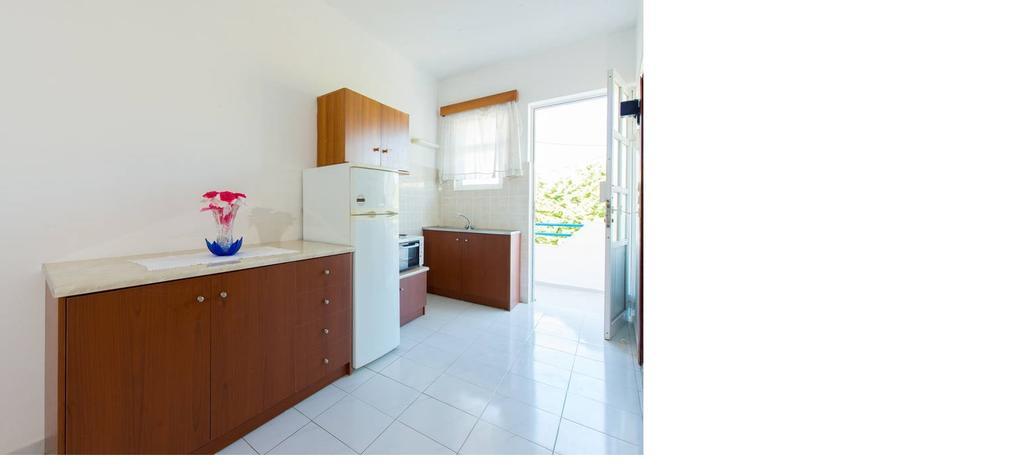 Merryland & Apartment